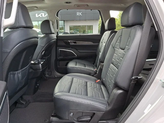 Certified Used 2022 Gray Kia SX image 11