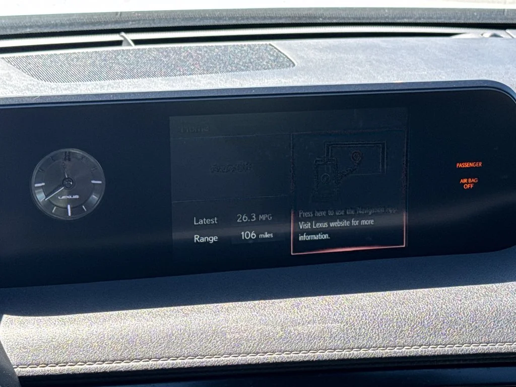Used 2019 White Lexus 200 Base image 23