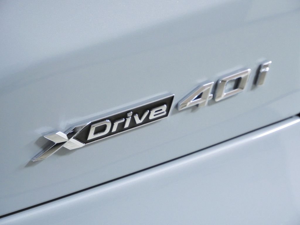 New 2026 Brooklyn Grey Metallic BMW xDrive40i image 12