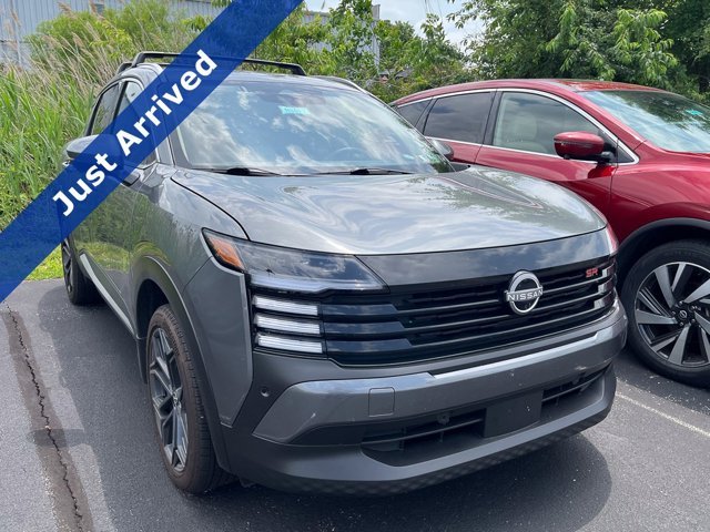 Used 2025 Gun Metallic Nissan SR image 1