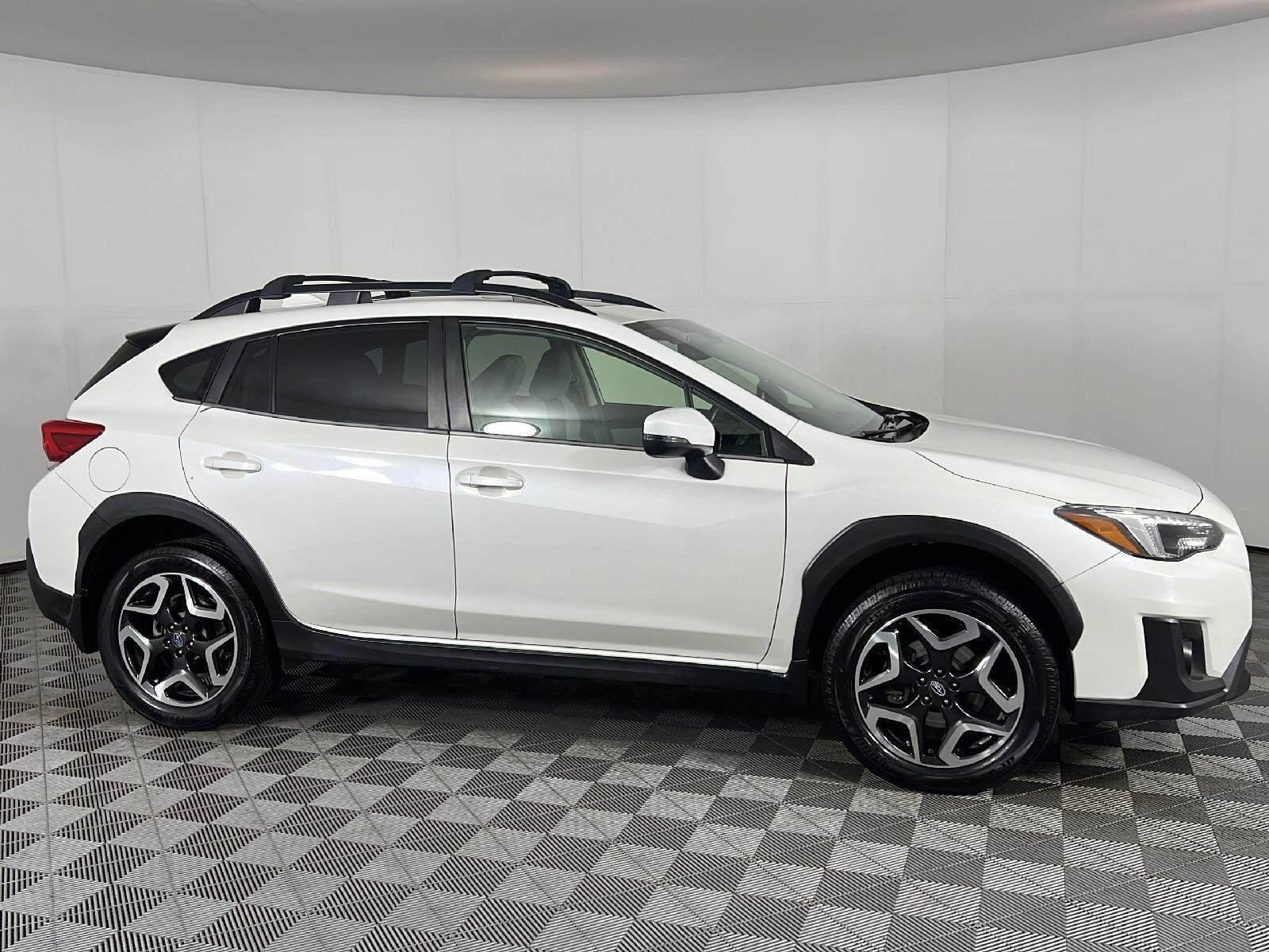 Used 2019 Crystal White Pearl Subaru Limited image 3