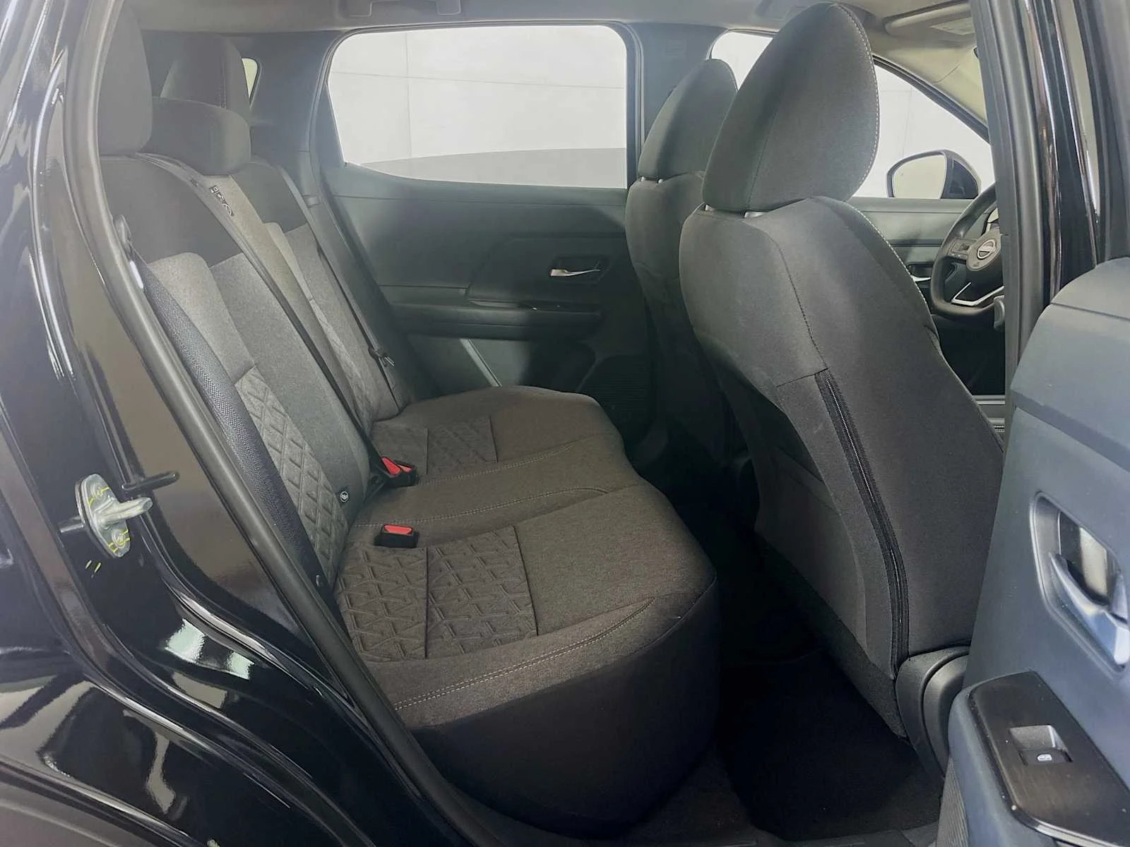 Used 2025 Super Black Nissan SV image 24