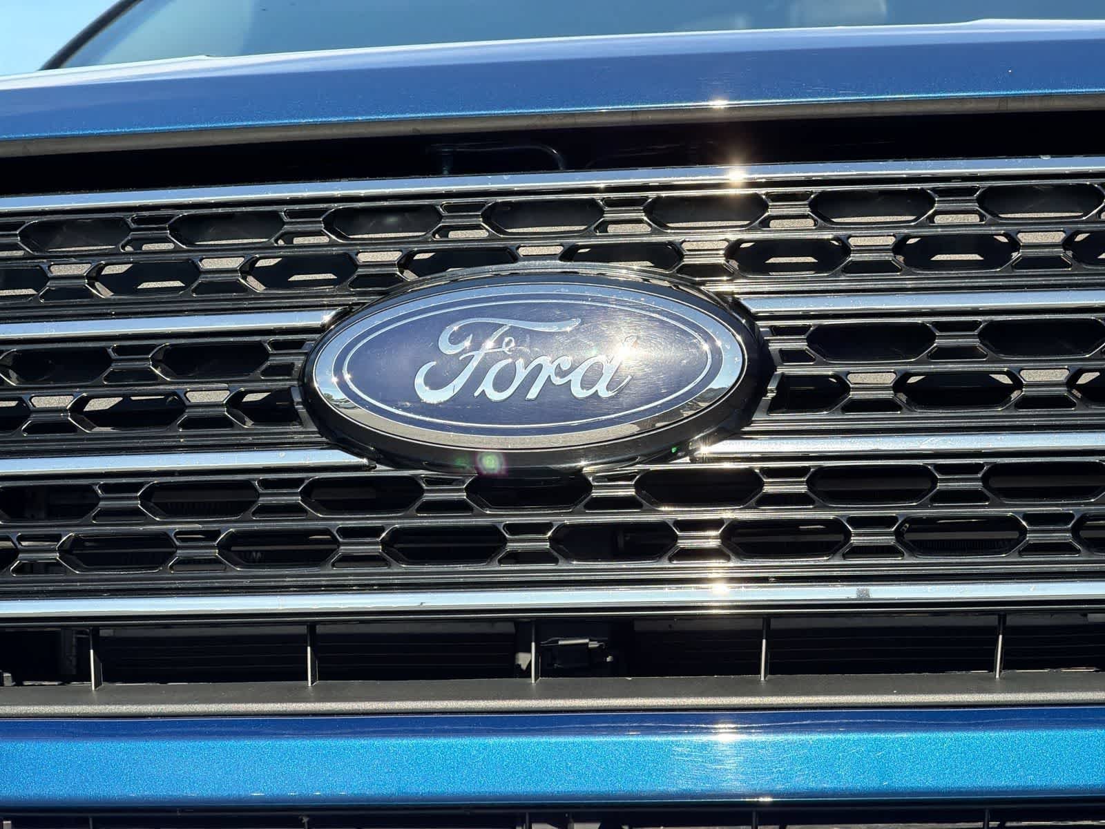 Certified Used 2021 Atlas Blue Metallic Ford XLT image 12
