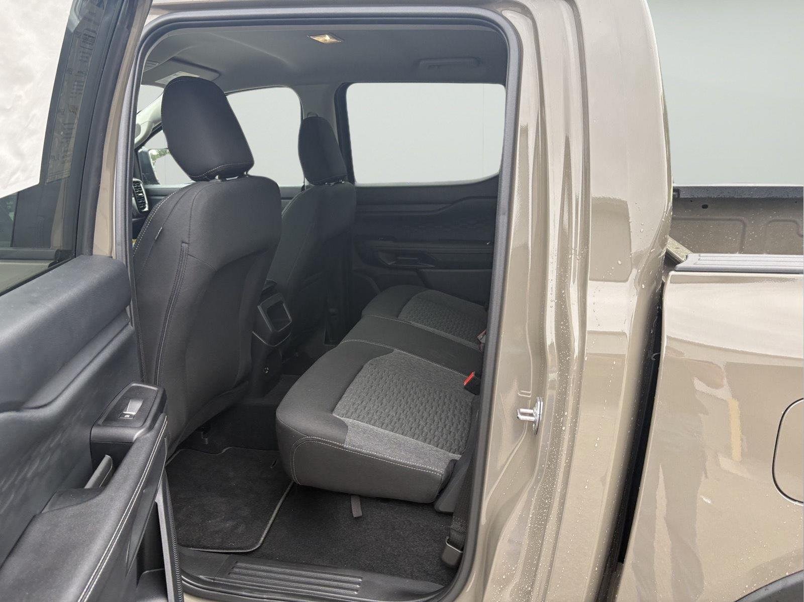 New 2026 Marsh Gray Ford XLT image 9