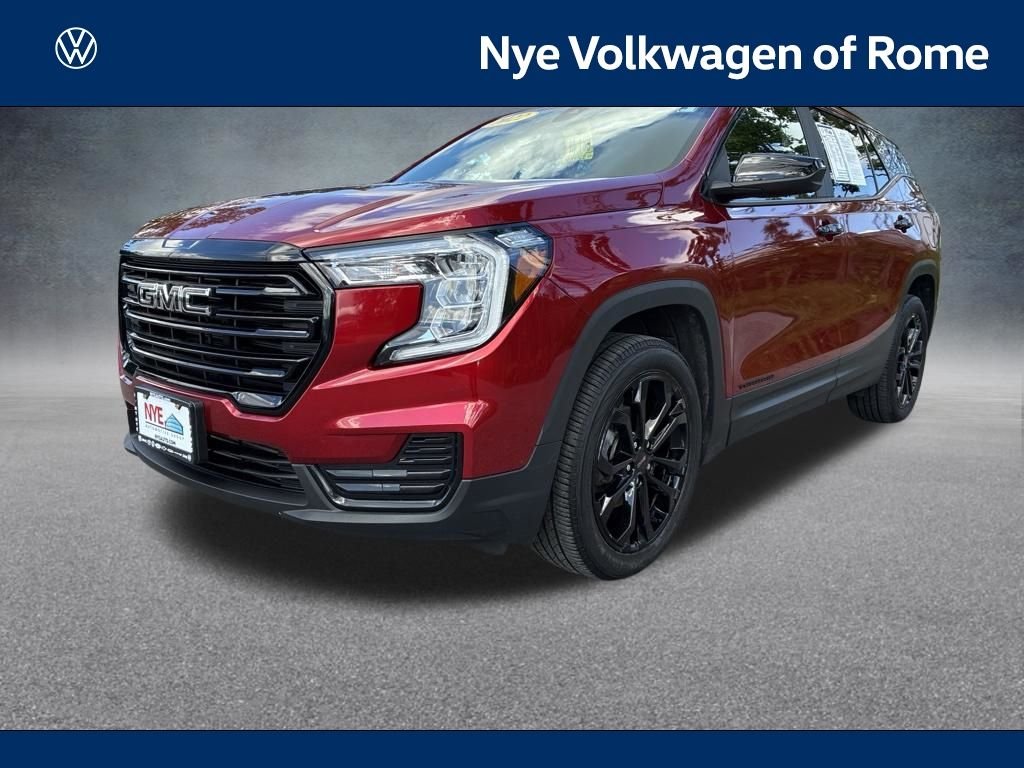 Used 2022 Red GMC SLE image 1