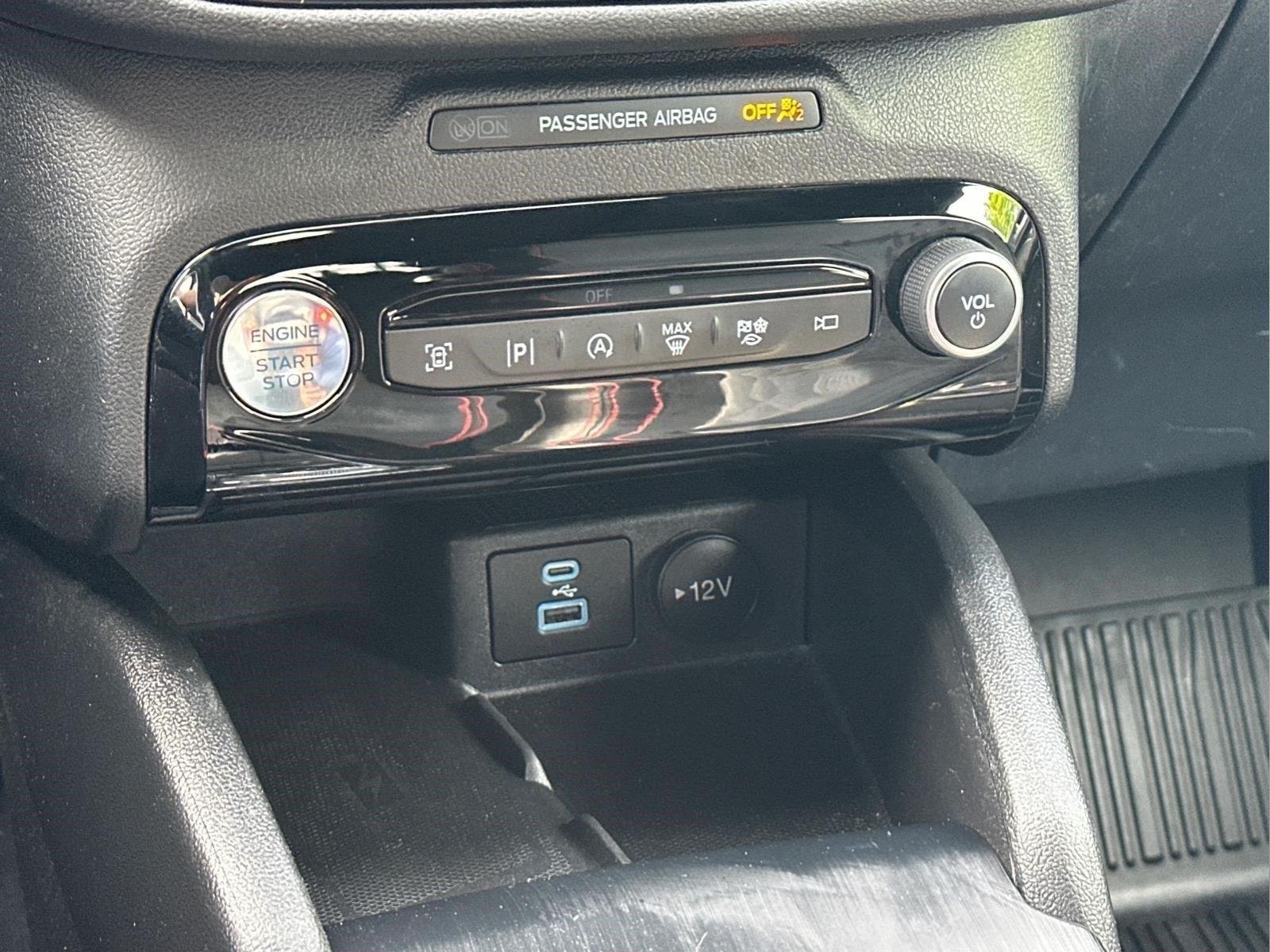 Used 2023  Ford ST-Line Elite image 27