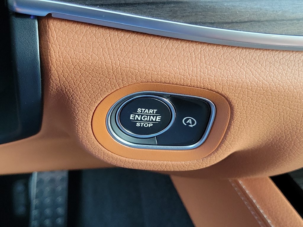New 2027 Obsidian Black Metallic Mercedes-Benz GLE 450 image 29