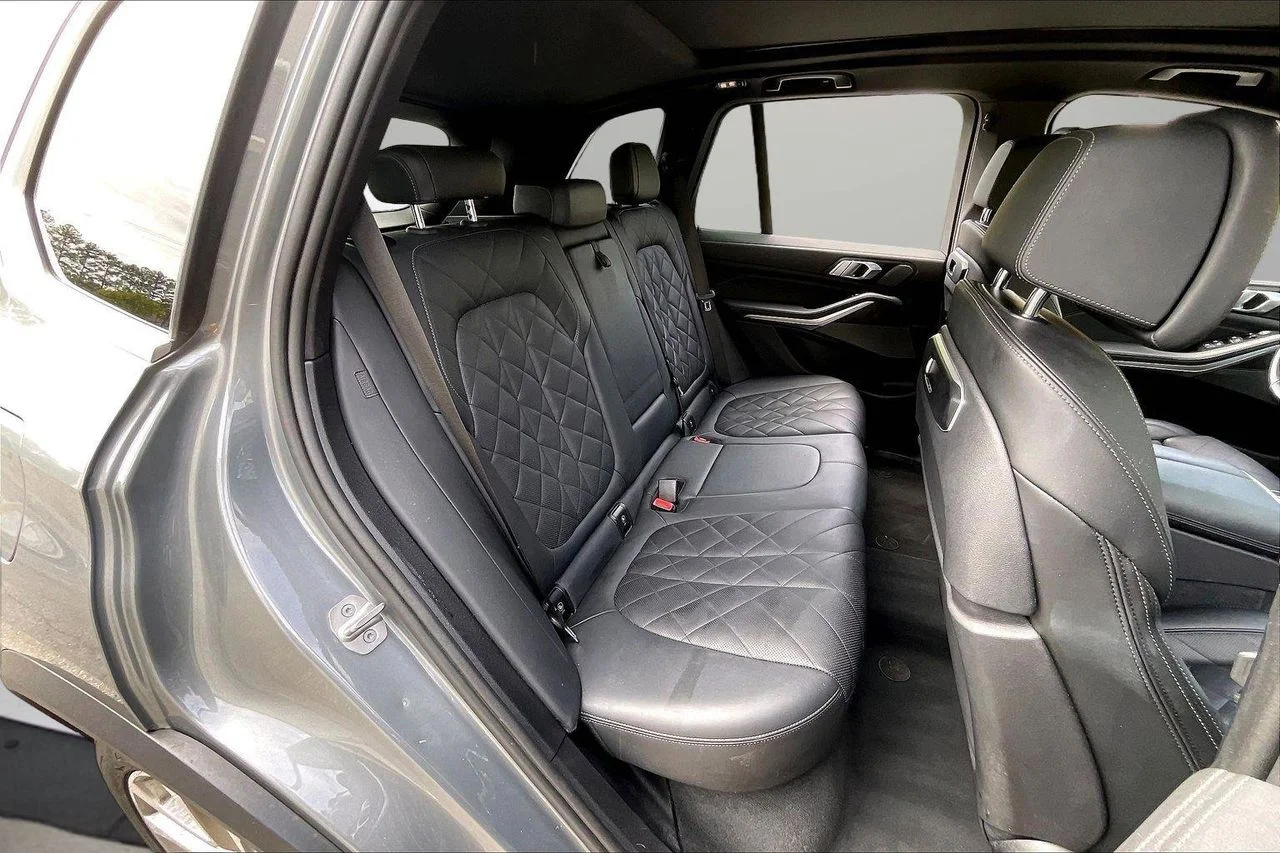 Certified Used 2024 Gray BMW xDrive40i image 26