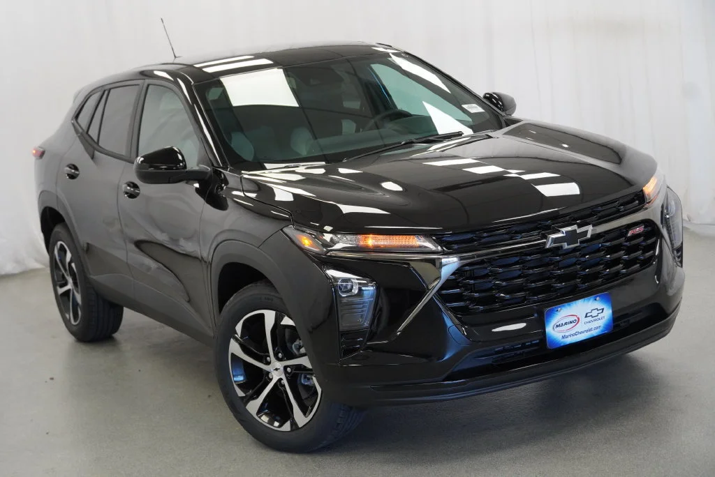 New 2026 Mosaic Black Metallic Chevrolet 1RS image 12
