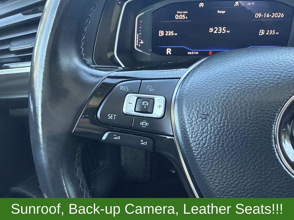 Used 2019 Black Volkswagen SEL image 29