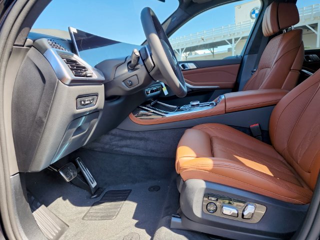 New 2027 Black BMW xDrive40i image 17