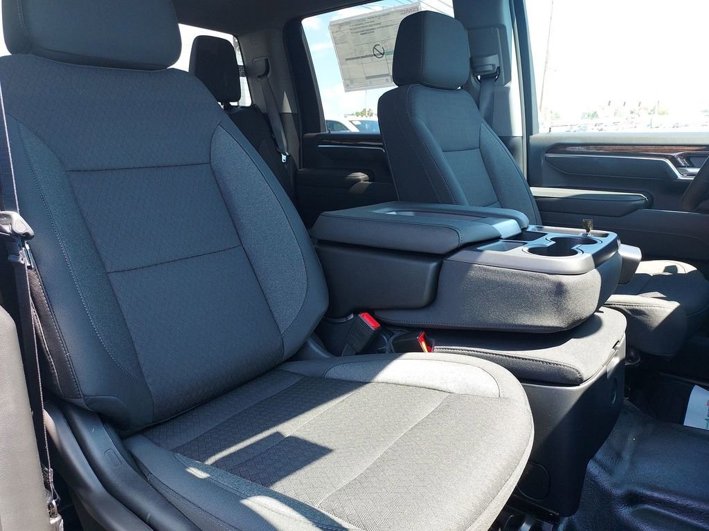 2026 GMC Sierra 3500HD SLE - Photo 30