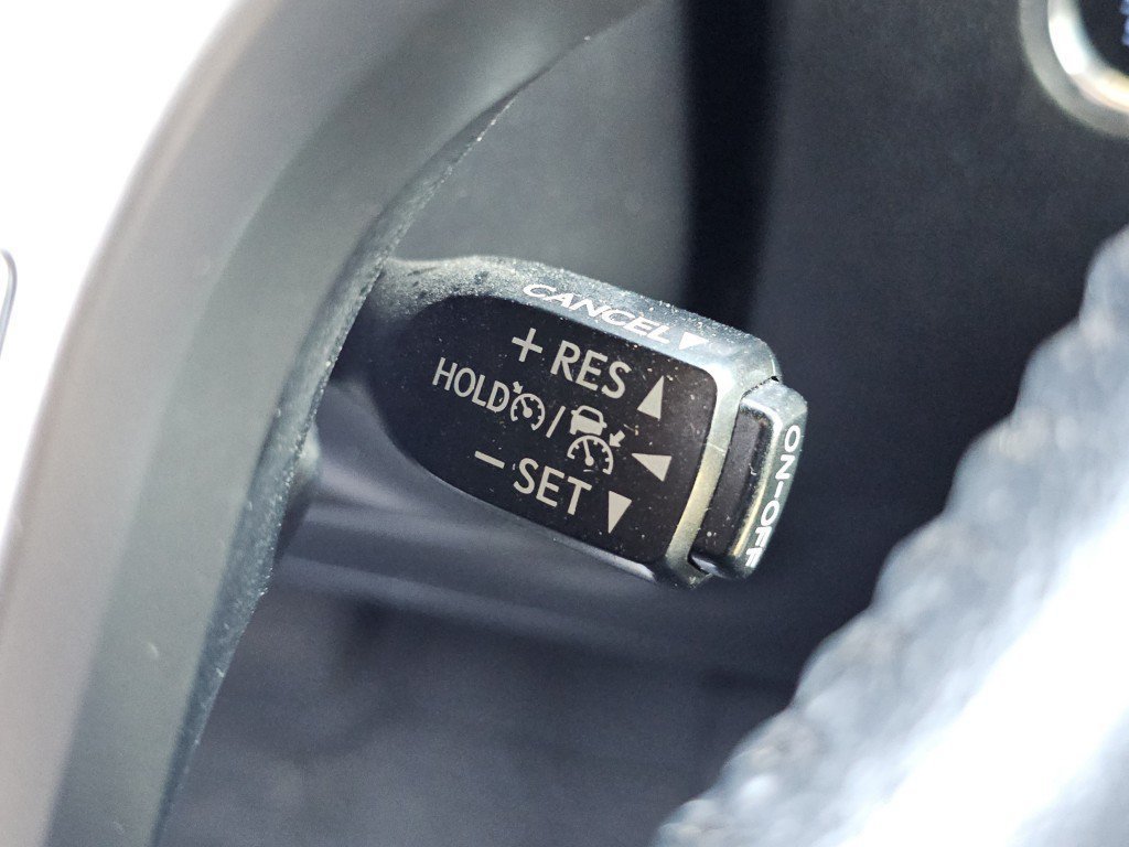 Certified Used 2022 Magnetic Gray Metallic Toyota SR5 Premium image 6
