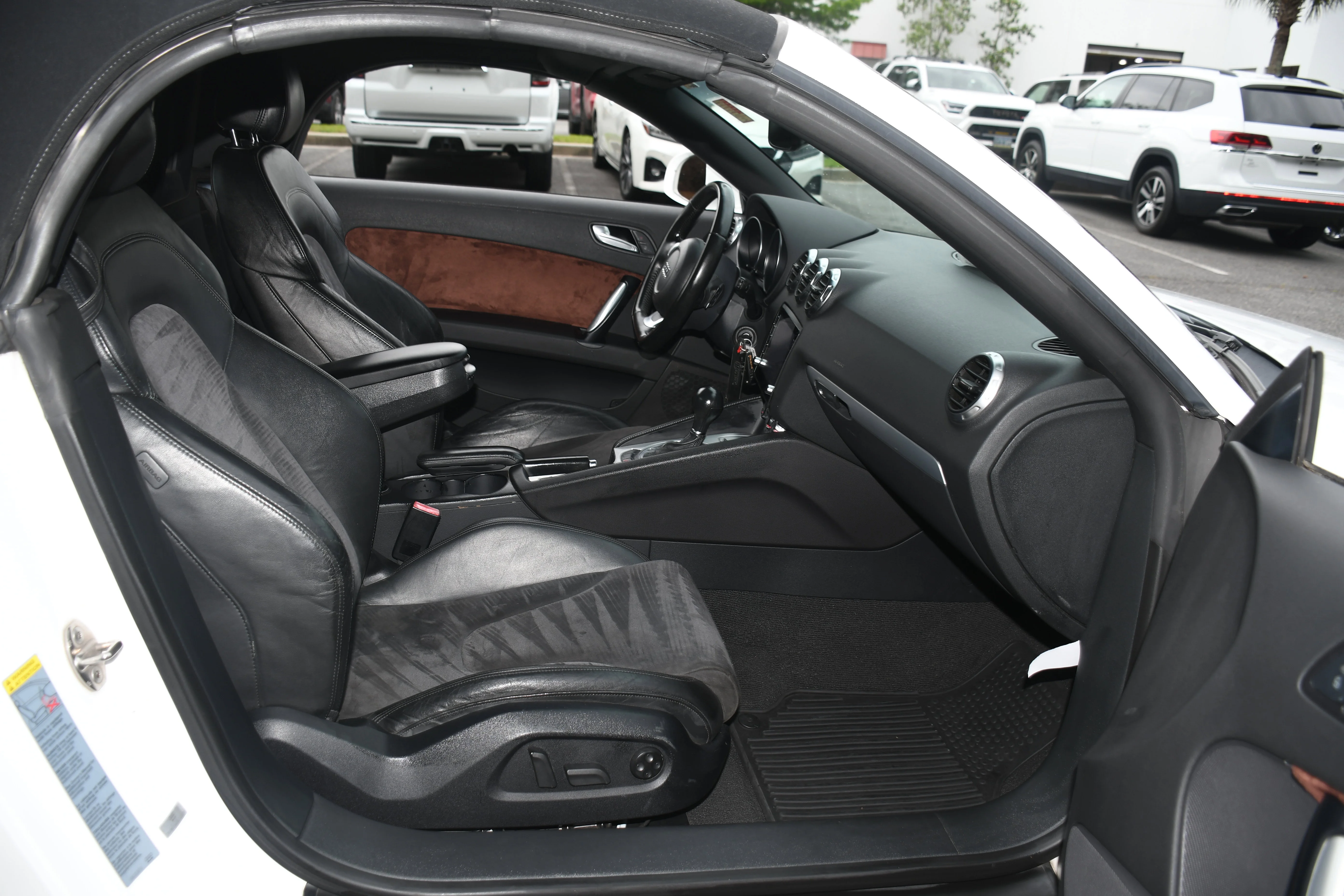 Used 2008  Audi 2.0T Roadster image 19