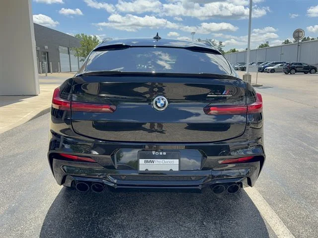 Used 2021 Black Sapphire Metallic BMW Base image 4