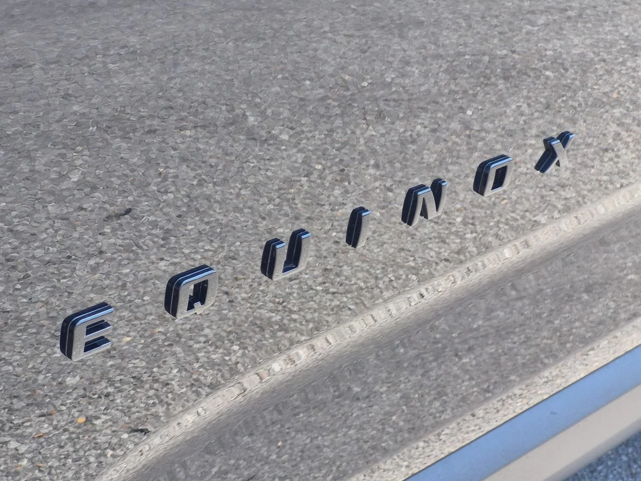 New 2027 Mosaic Black Metallic Chevrolet ACTIV image 31