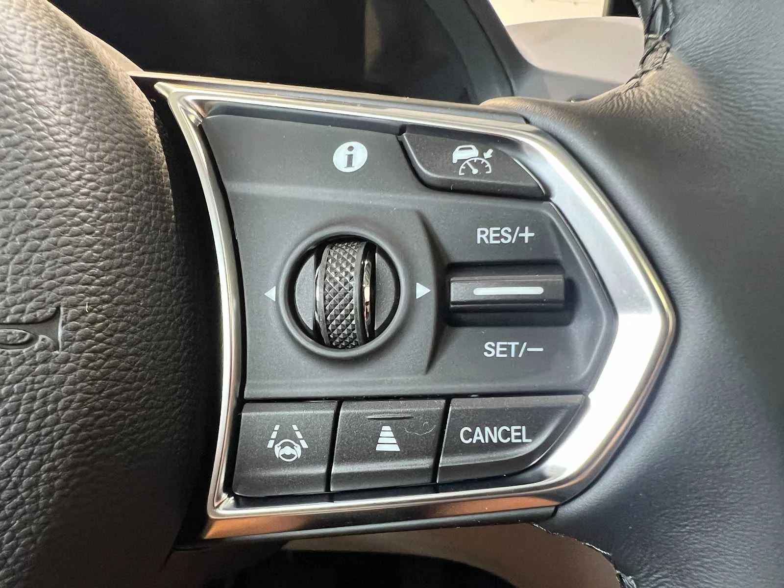 New 2026 Majestic Black Pearl Acura w/Technology Package image 21