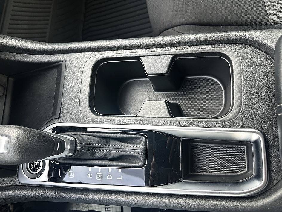 Used 2025 Gun Metallic Nissan SV image 26