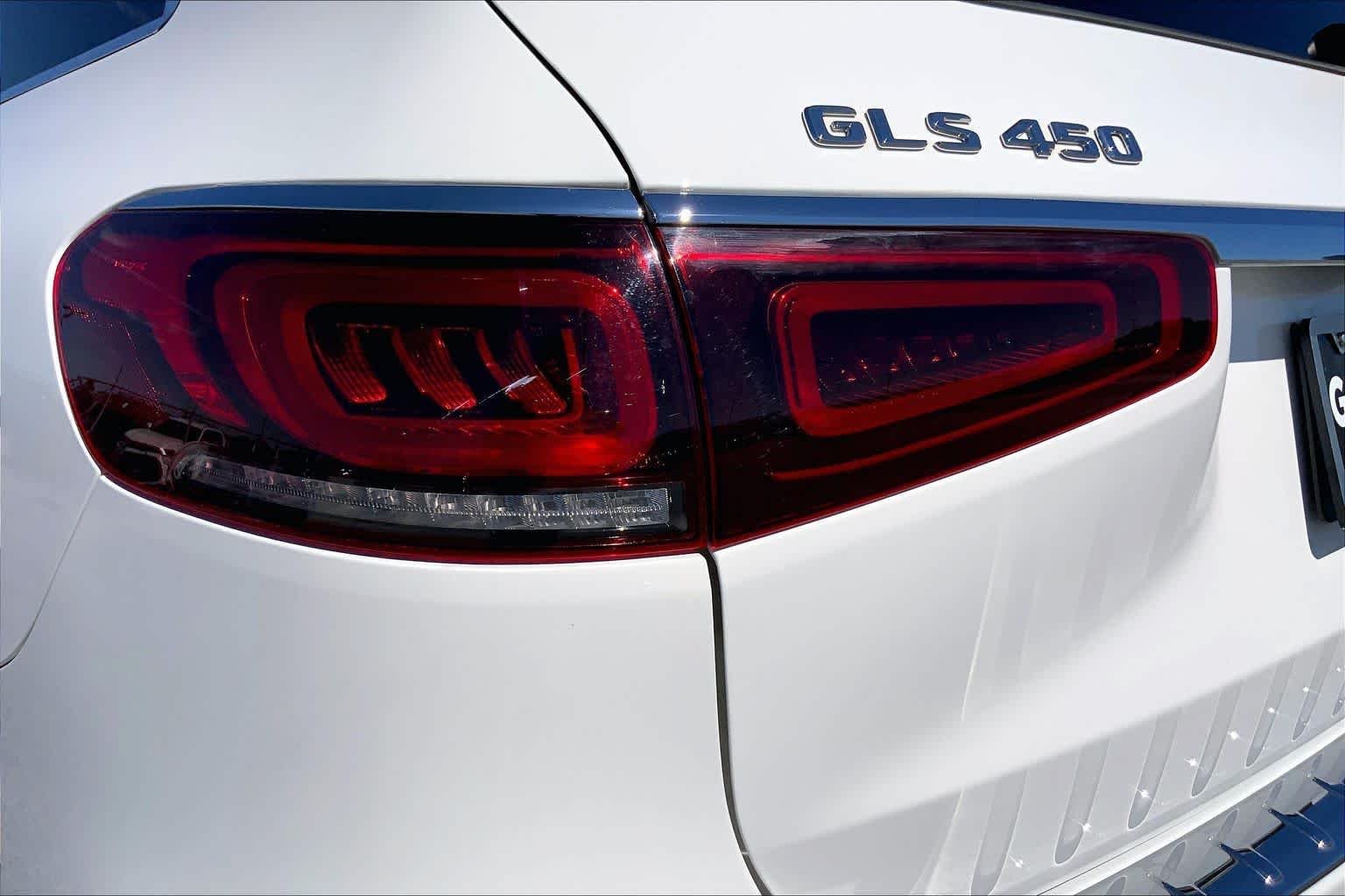 Used 2023 Polar White Mercedes-Benz GLS 450 image 28