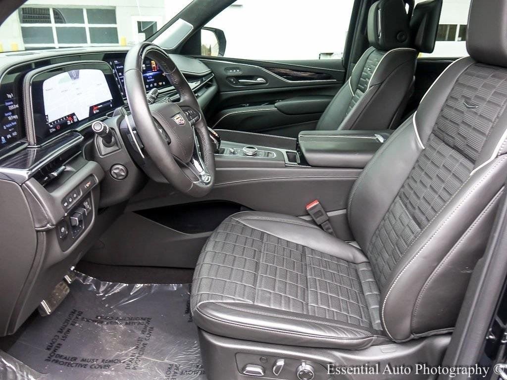 2024 Cadillac Escalade V-Series - Photo 8