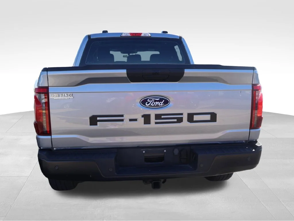 Used 2024 Silver Metallic Ford XL image 14