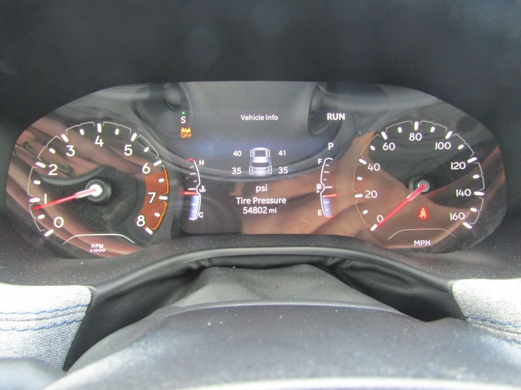 Used 2024 White Jeep Latitude image 17
