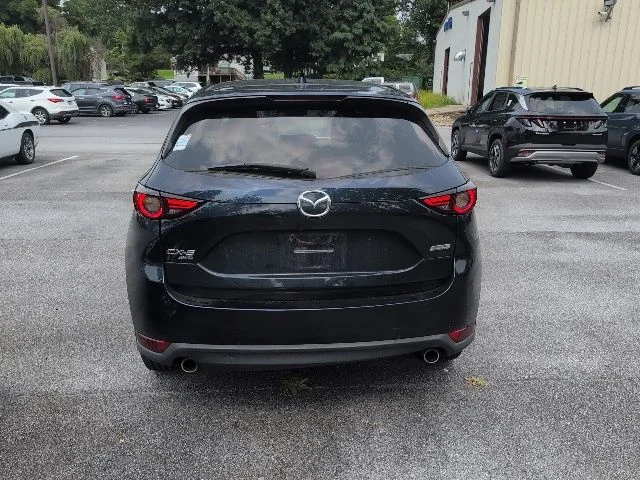Used 2018 Blue Mazda Grand Touring image 7