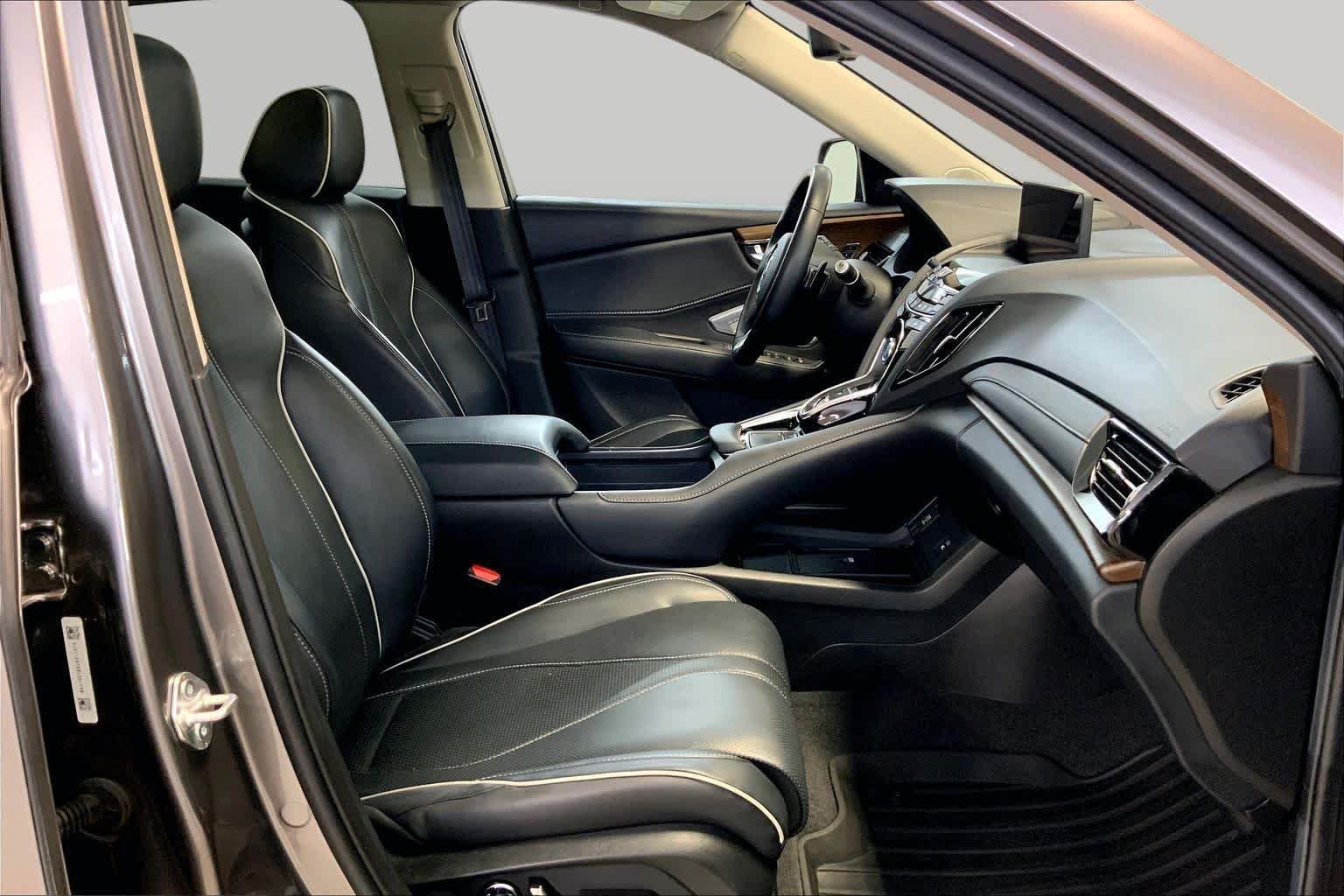 Used 2024 Liquid Carbon Metallic Acura w/Advance Package image 8