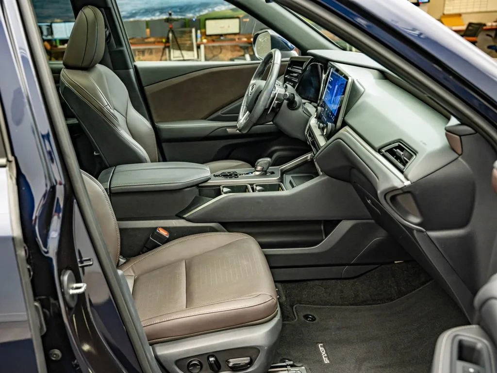 Used 2025 Nightfall Mica Lexus 350 Premium image 23