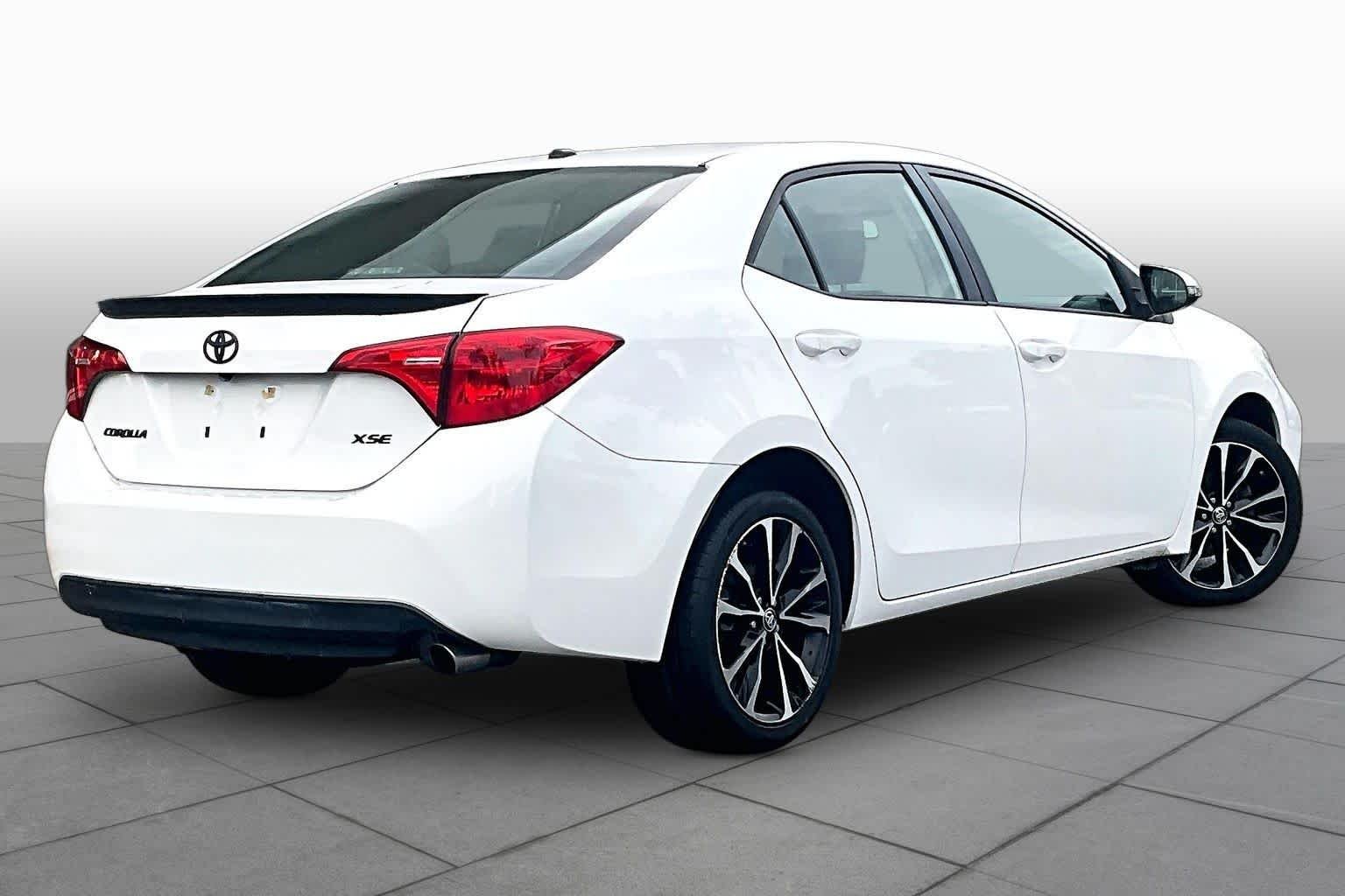 Used 2017 Super White Toyota XSE image 12