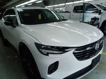 Used 2023 White Frost Tricoat Buick Preferred image 2