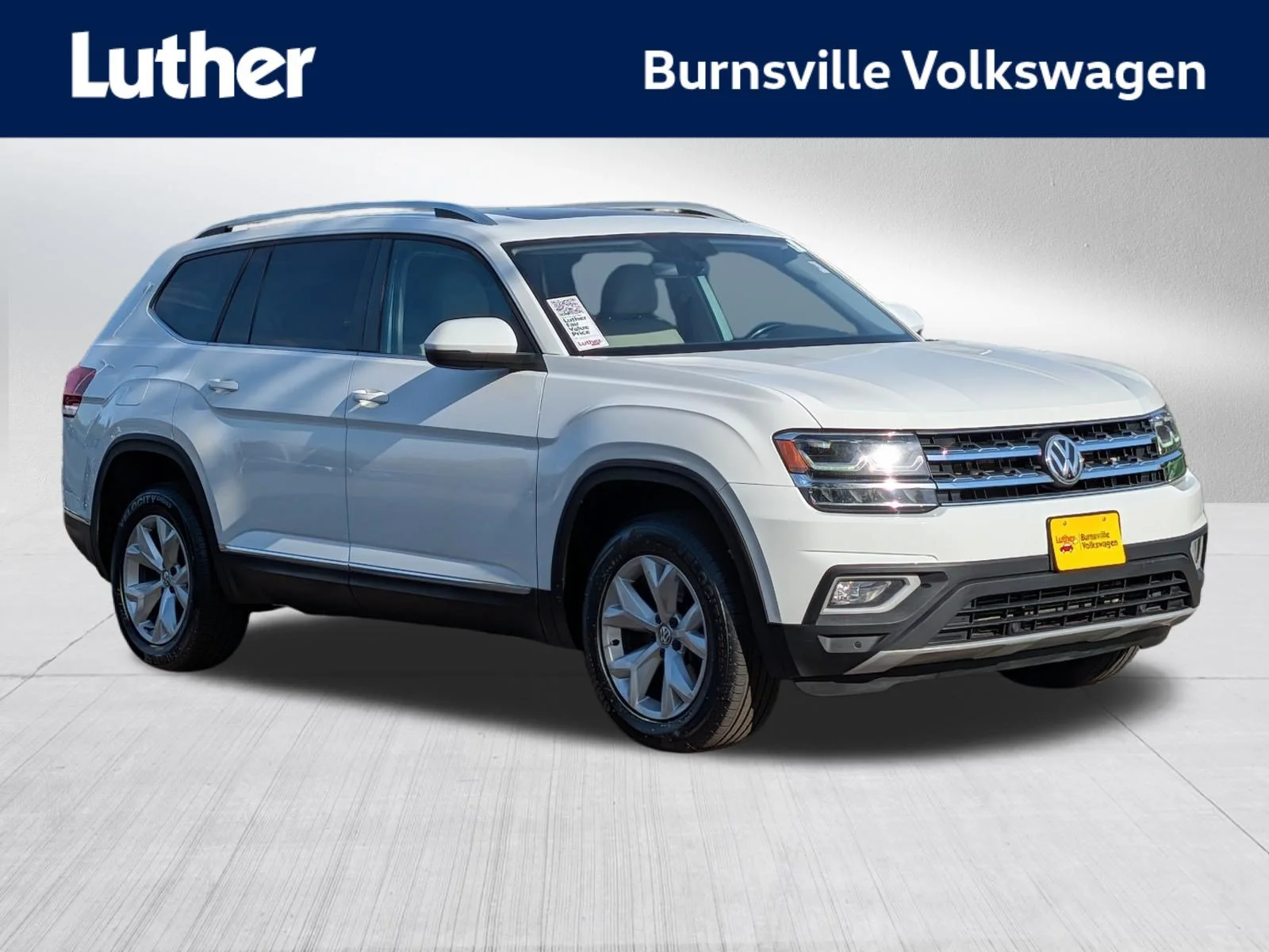 Used 2019 Pure White Volkswagen 3.6L V6 SEL image 1