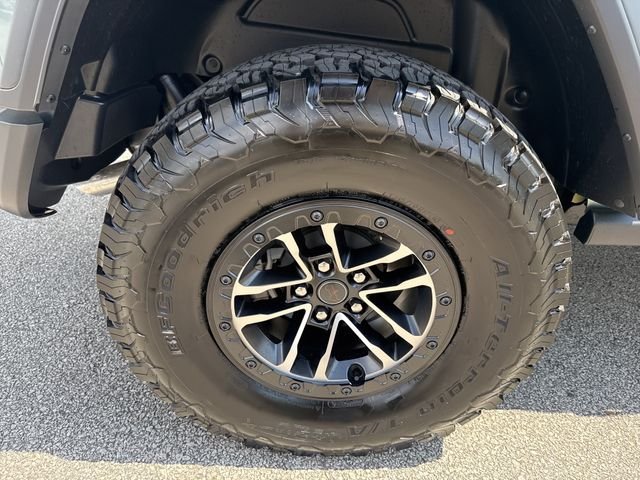 New 2026 White/off-white Jeep Rubicon image 17