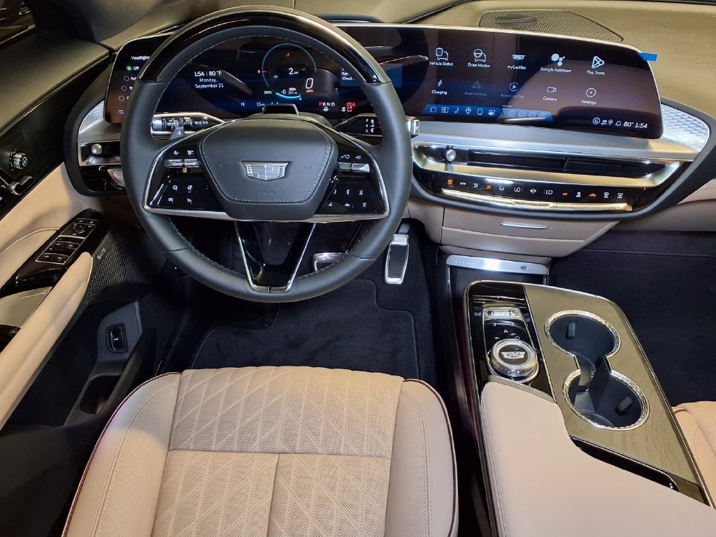 2026 Cadillac LYRIQ Signature Sport - Photo 14