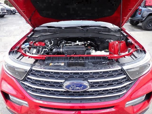 Used 2023 Red Ford XLT image 6