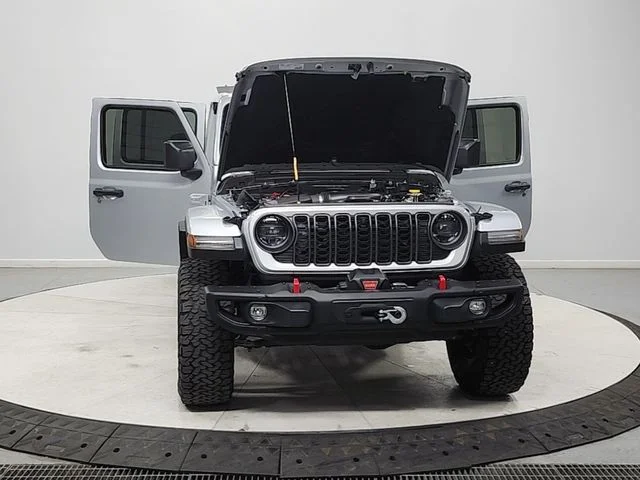 Used 2024 Silver Jeep Rubicon X image 10