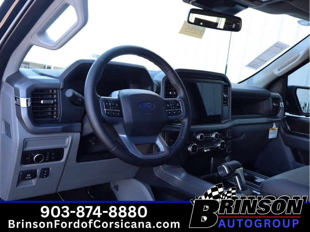 New 2025 Agate Black Metallic Ford XLT image 11
