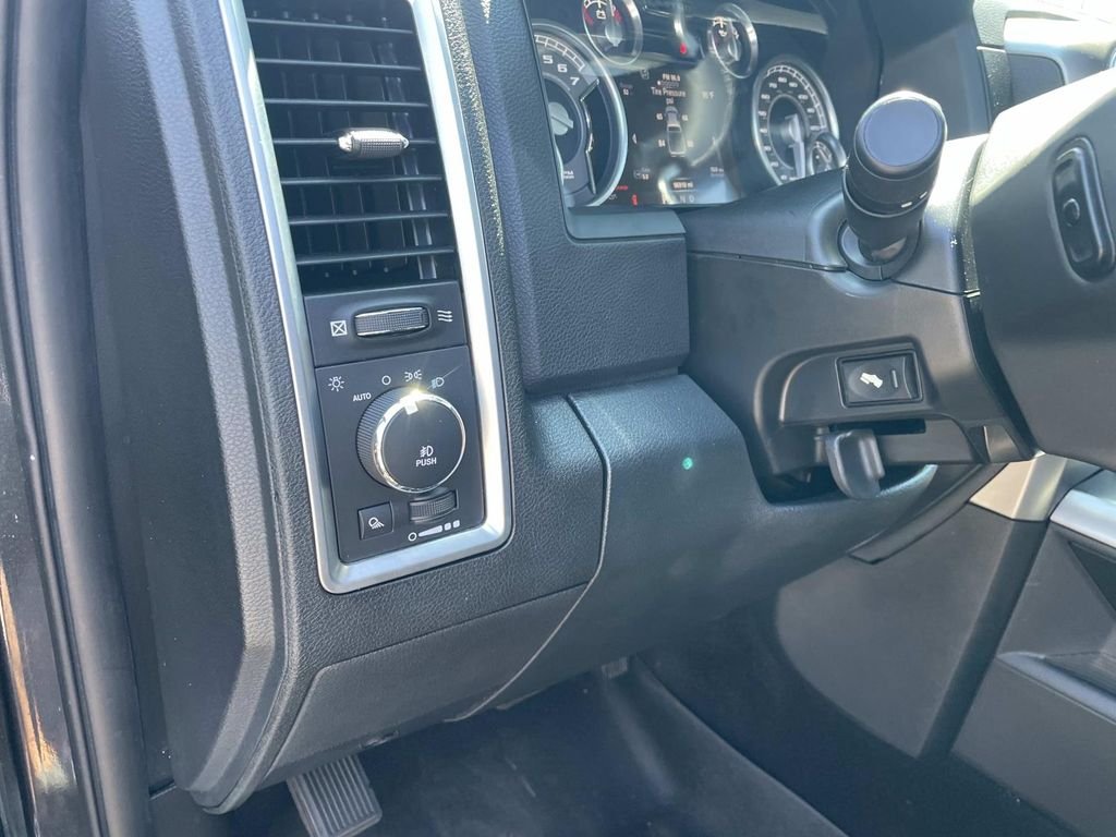 Used 2016 Gray Ram Laramie Longhorn image 18