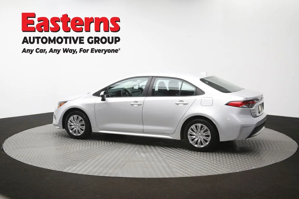 Used 2022 Silver Toyota LE image 61