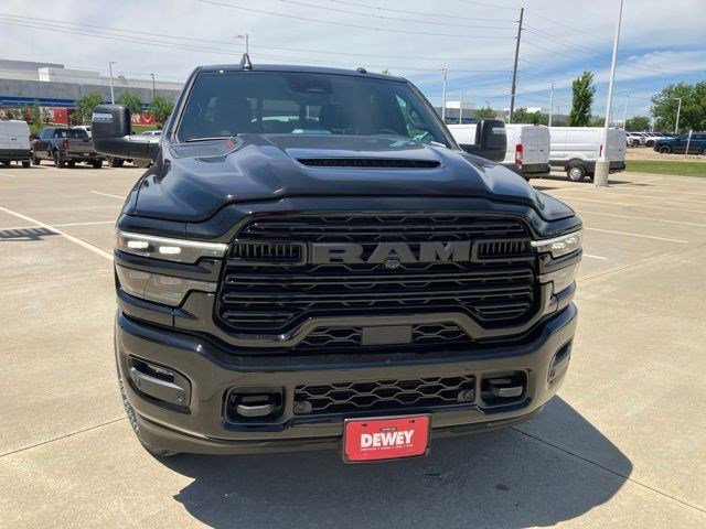 New 2026 Diamond Black Crystal Pearl-Coat Exterior Paint RAM Laramie image 2
