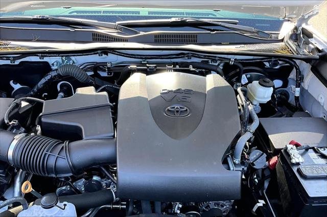 Certified Used 2023 ICE CAP Toyota  image 31