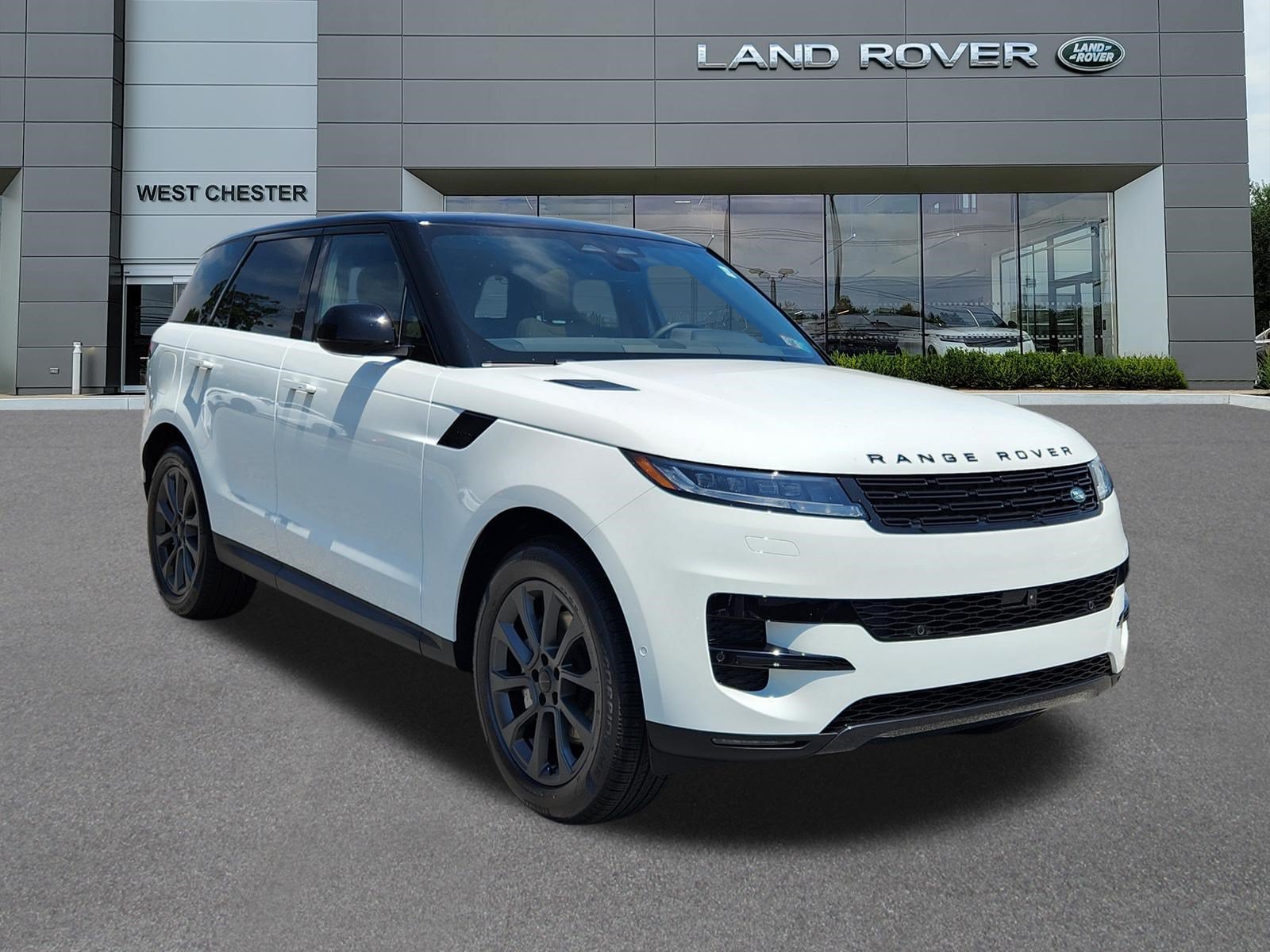 New 2026 Fuji White LAND ROVER SE image 2