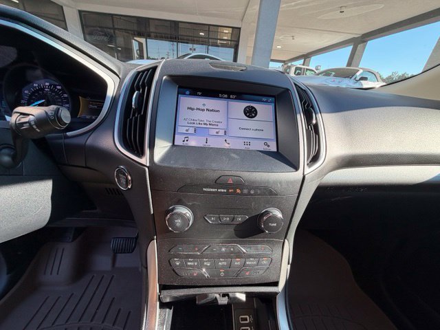 Used 2019 Red Ford SEL image 14