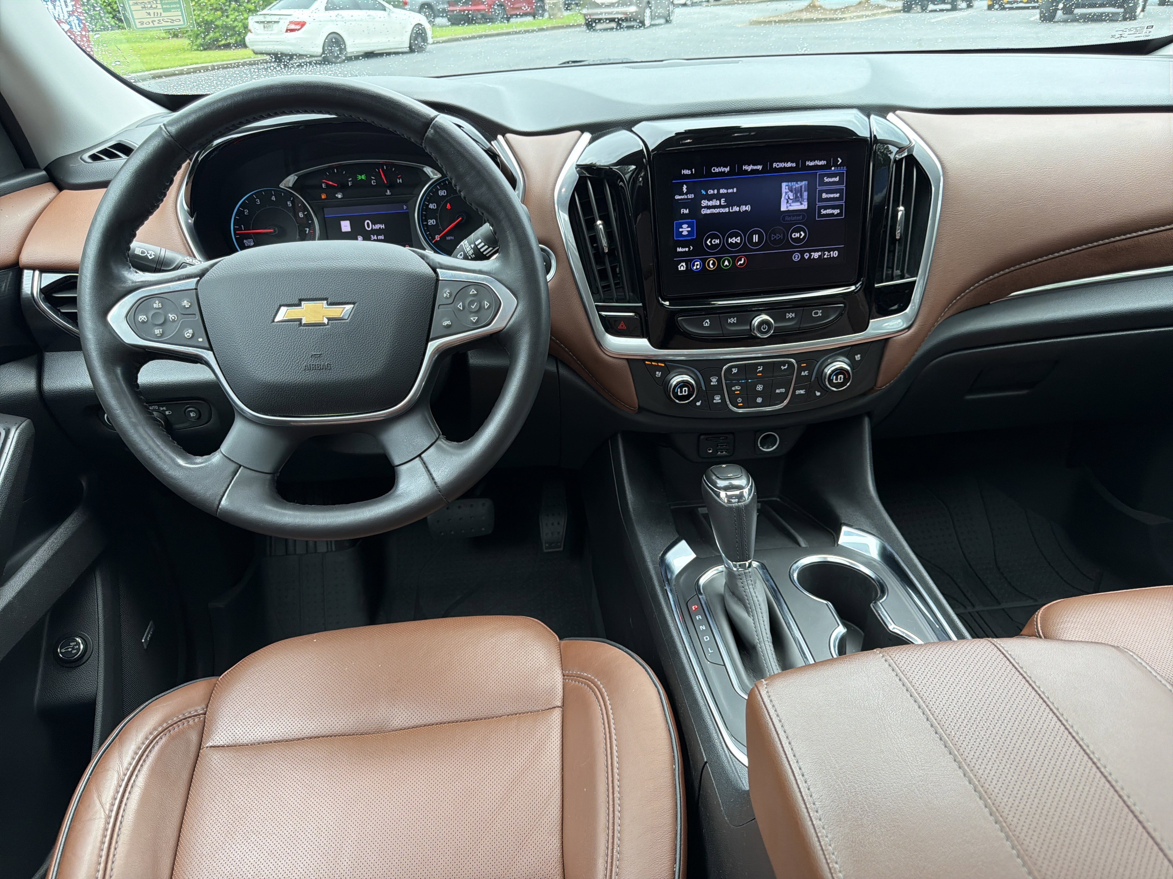 Used 2020 IRIDESCENT PEARL TRICOAT Chevrolet High Country image 22
