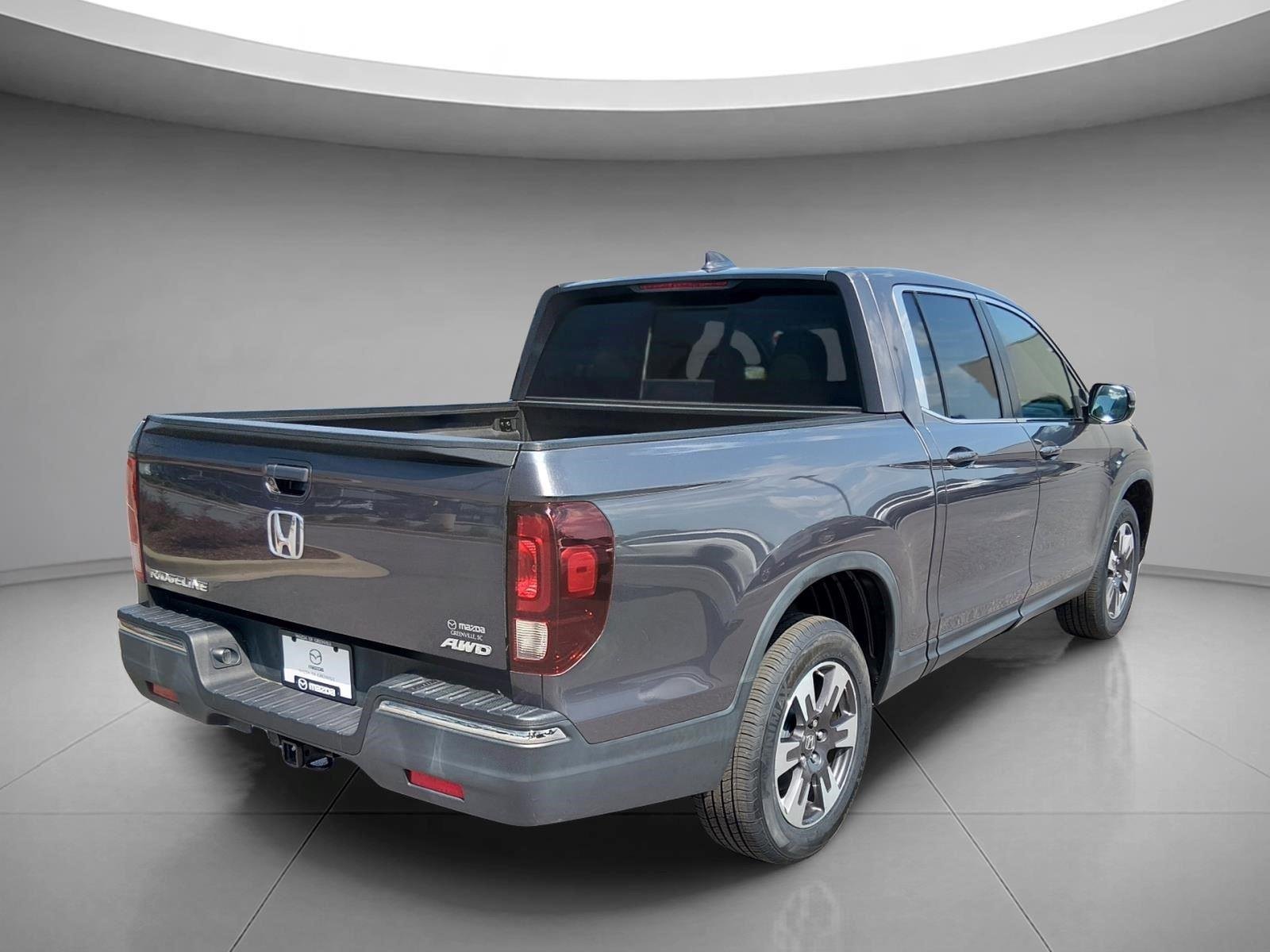 Used 2019 Modern Steel Metallic Honda RTL image 5