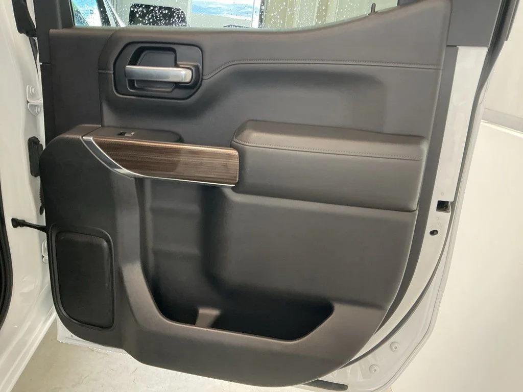 Used 2020 Summit White Chevrolet LT Trail Boss image 22