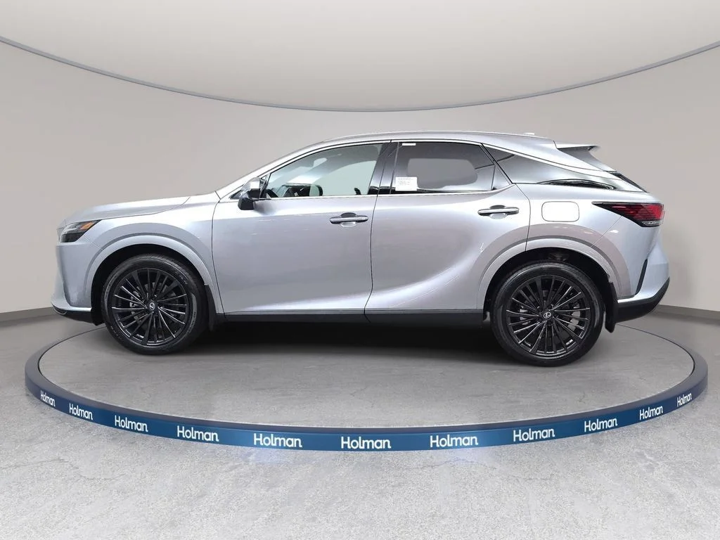 New 2026 Iridium Lexus PREMIUM image 8