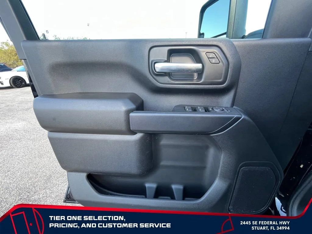 New 2025 Onyx Black GMC Pro image 44