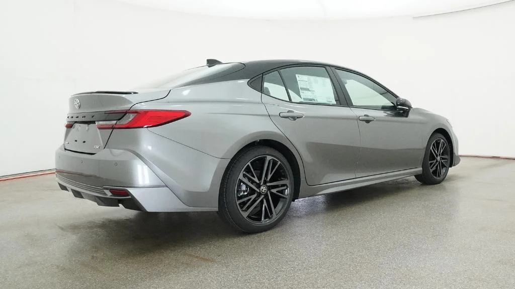 New 2026 Heavy Metal with Midnight Black Metallic roof Toyota XSE image 2