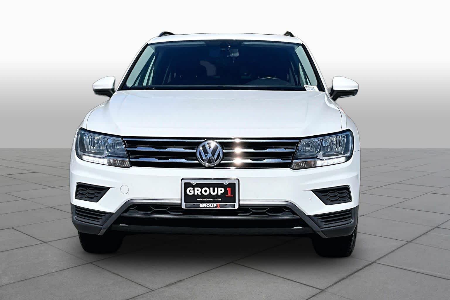 Used 2021  Volkswagen SE image 4